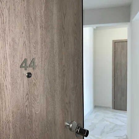 Garden Boutique Lägenhetshotell 3*