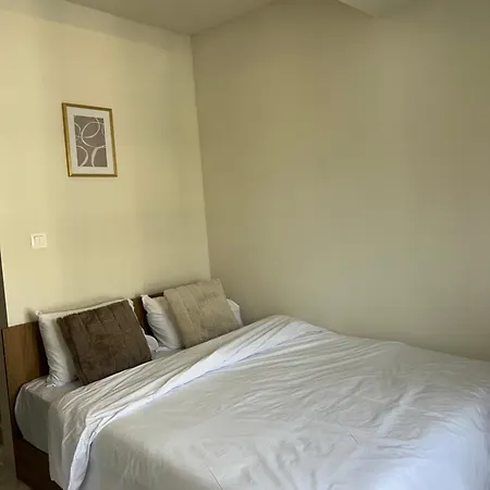 Lägenhetshotell Garden Boutique 3*