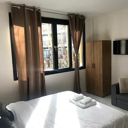 Garden Boutique Lägenhetshotell 3*